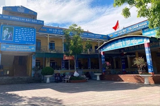 Cô giáo trần tình sự việc