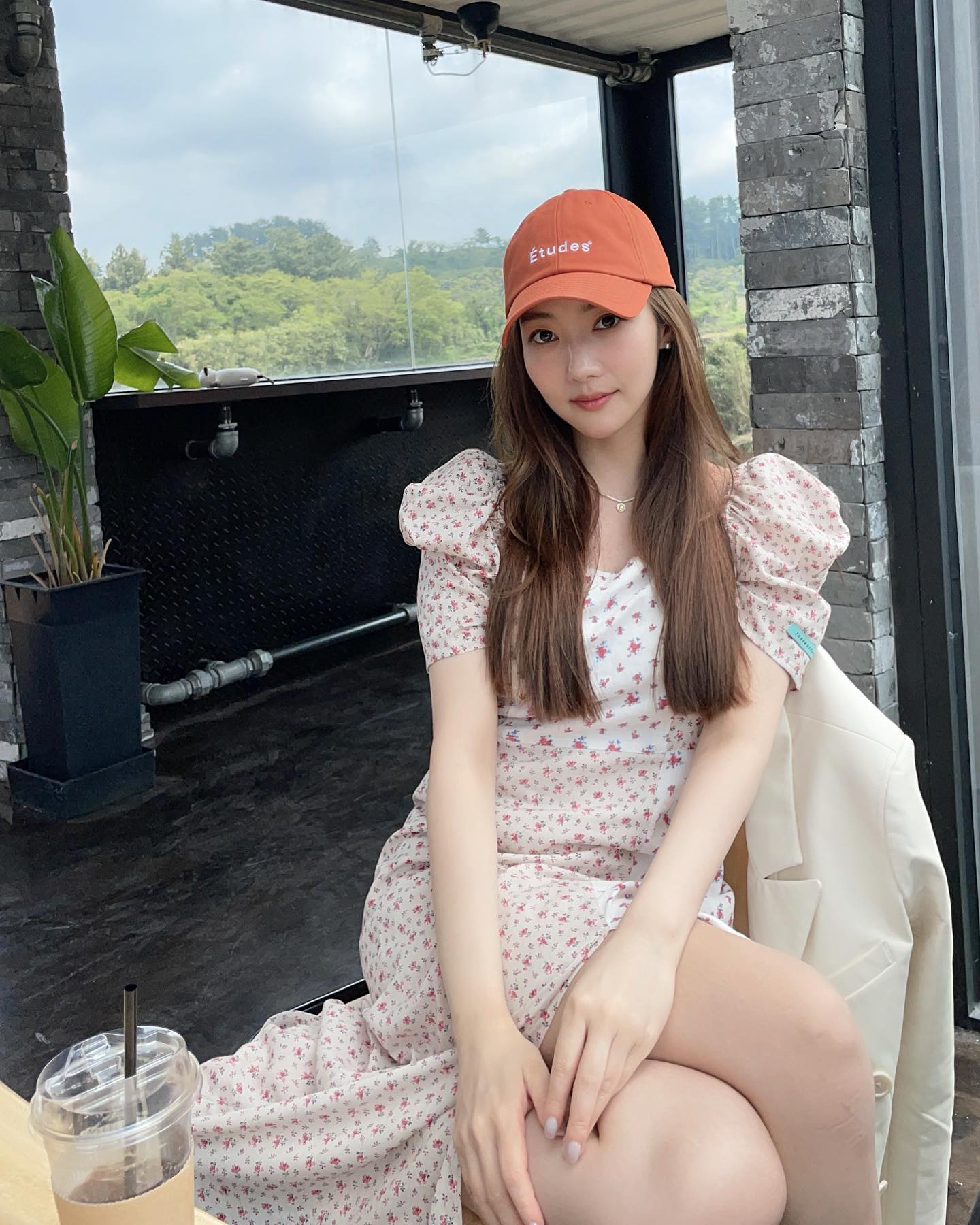 5 nữ diễn viên Hàn Quốc có phong cách mùa hè sành điệu, ngắm là mặc đẹp mỗi ngày-13