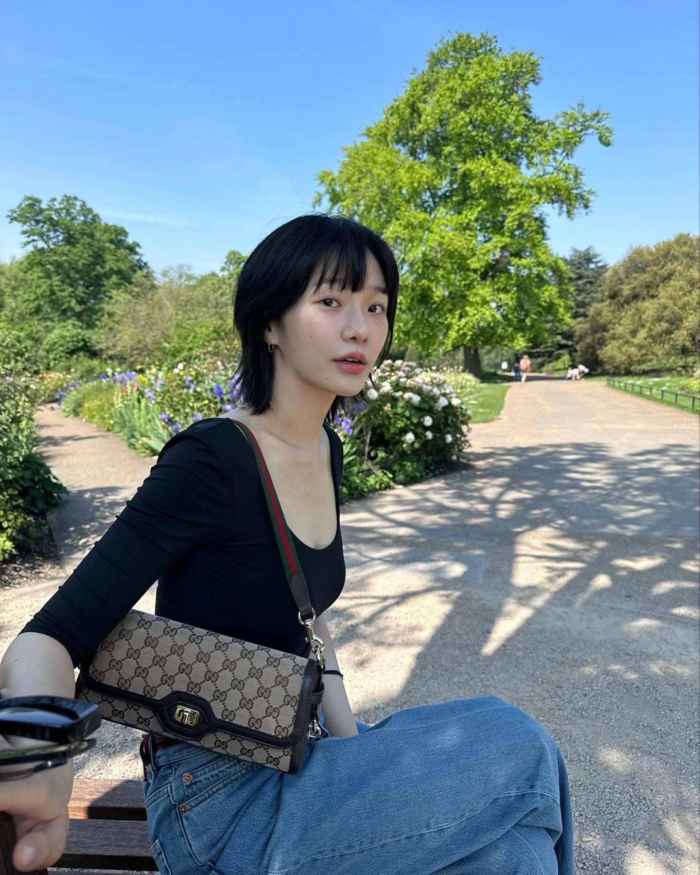 5 nữ diễn viên Hàn Quốc có phong cách mùa hè sành điệu, ngắm là mặc đẹp mỗi ngày-17