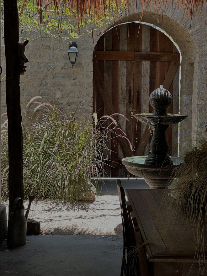 Căn nhà độc lạ của cặp nghệ sĩ vừa bị VTV cắt sóng do xung đột, khóc lóc trên livestream-11