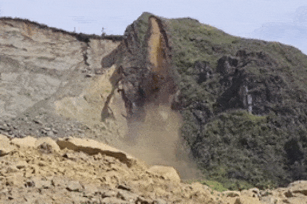 Lở đất ở Papua New Guinea san bằng cả ngôi làng, hơn 2.000 người bị chôn vùi