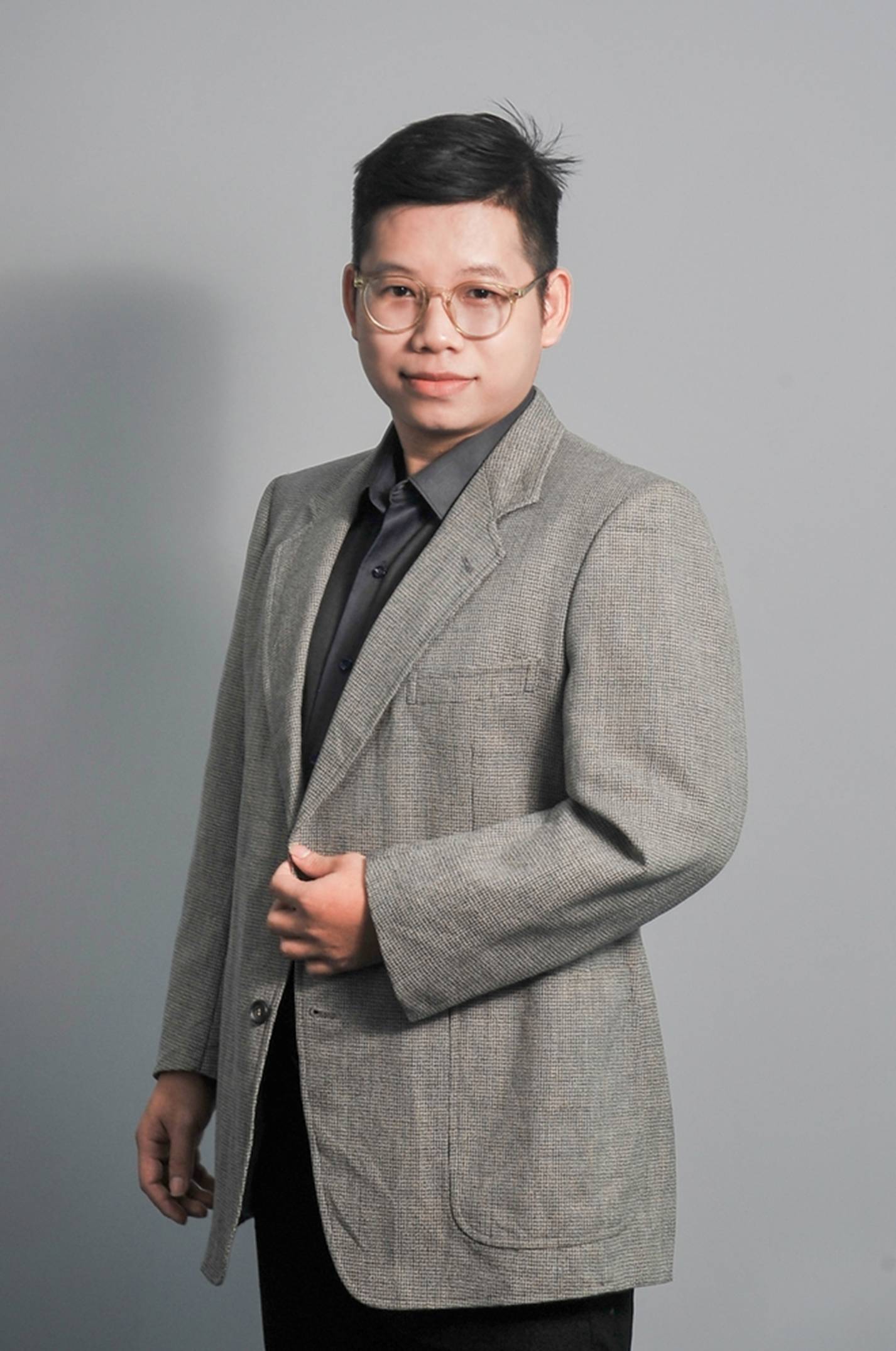 Lớn lên trong gia đình bố mẹ ngày nào cũng chửi bới nhau, tôi chỉ mong họ ly hôn nhưng cuối cùng họ lại nói: Tất cả là vì con-5