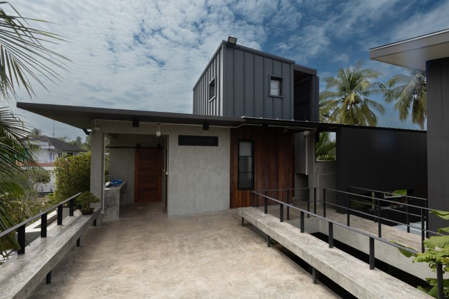 Ngôi nhà con gái xây tặng mẹ với tên gọi ‘nhà đom đóm’-9