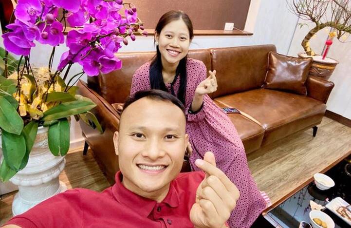 Lên tuyển Việt Nam trùng lịch đám cưới, các ngôi sao giải quyết thế nào?-2