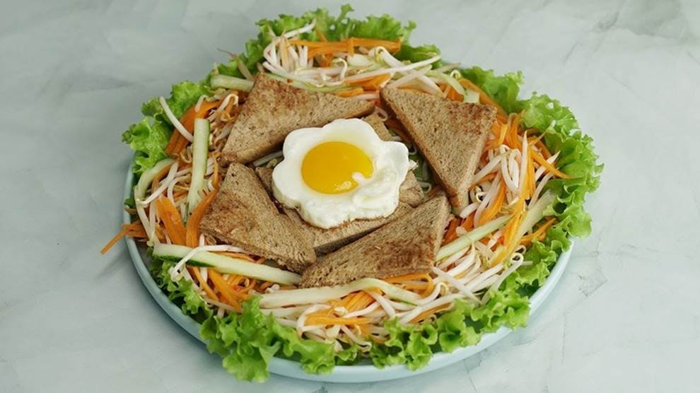 Sáng sớm cầm 300.000 đồng ra chợ mua được gì cho 3 bữa ăn dành cho 4 người?-1