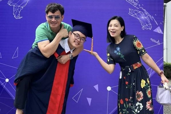 Hồ Ngọc Hà khoe bữa sáng kiểu Tây 10 nguyên liệu cho Lisa Leon, đáp trả khi bị chê sính ngoại, bún bò mới đủ chất-19