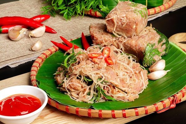 Bật mí công thức làm món nem thính bì heo ngon khó cưỡng-2
