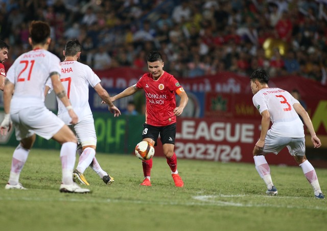 Quang Hải quay xe vào phút chót, không sang Nhật mà chọn một đội bóng rất quen thuộc?-1