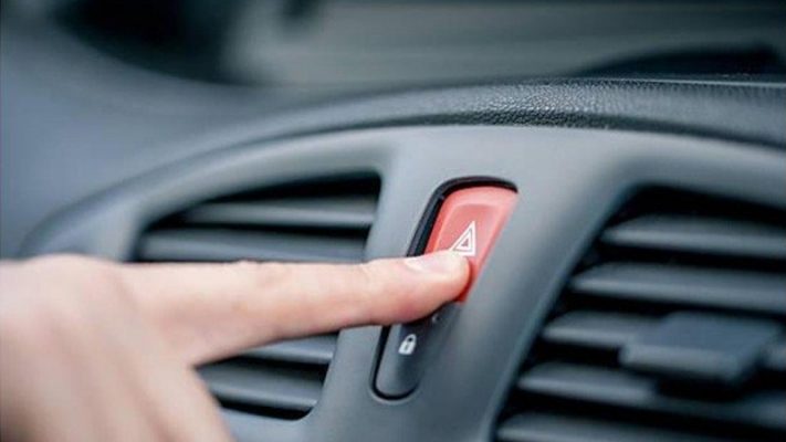 Nút bấm nhỏ xíu trên ô tô có thể cứu mạng trong tình huống khẩn cấp, bố mẹ nên dạy trẻ ngay lập tức-4