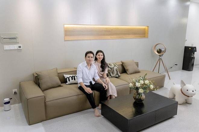 Vợ Phan Mạnh Quỳnh hé lộ điểm đặc biệt trên sân thượng căn biệt thự biển Nha Trang của hai vợ chồng-11