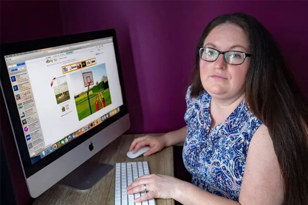 Điên cuồng mua sắm trong lúc ngủ, người phụ nữ mắc nợ hàng nghìn USD-2