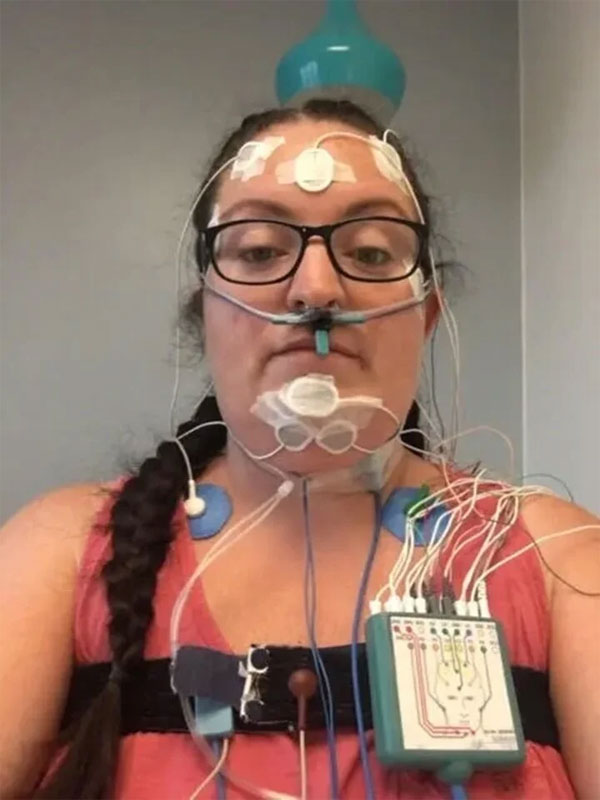 Điên cuồng mua sắm trong lúc ngủ, người phụ nữ mắc nợ hàng nghìn USD-3