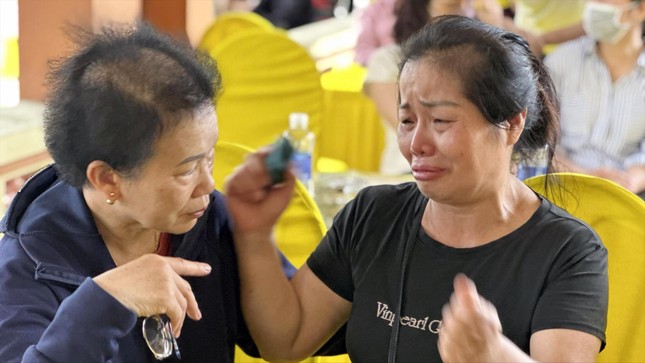 Vụ học sinh 5 tuổi tử vong trên xe đưa đón: Bài học cũ, nỗi đau mới-2