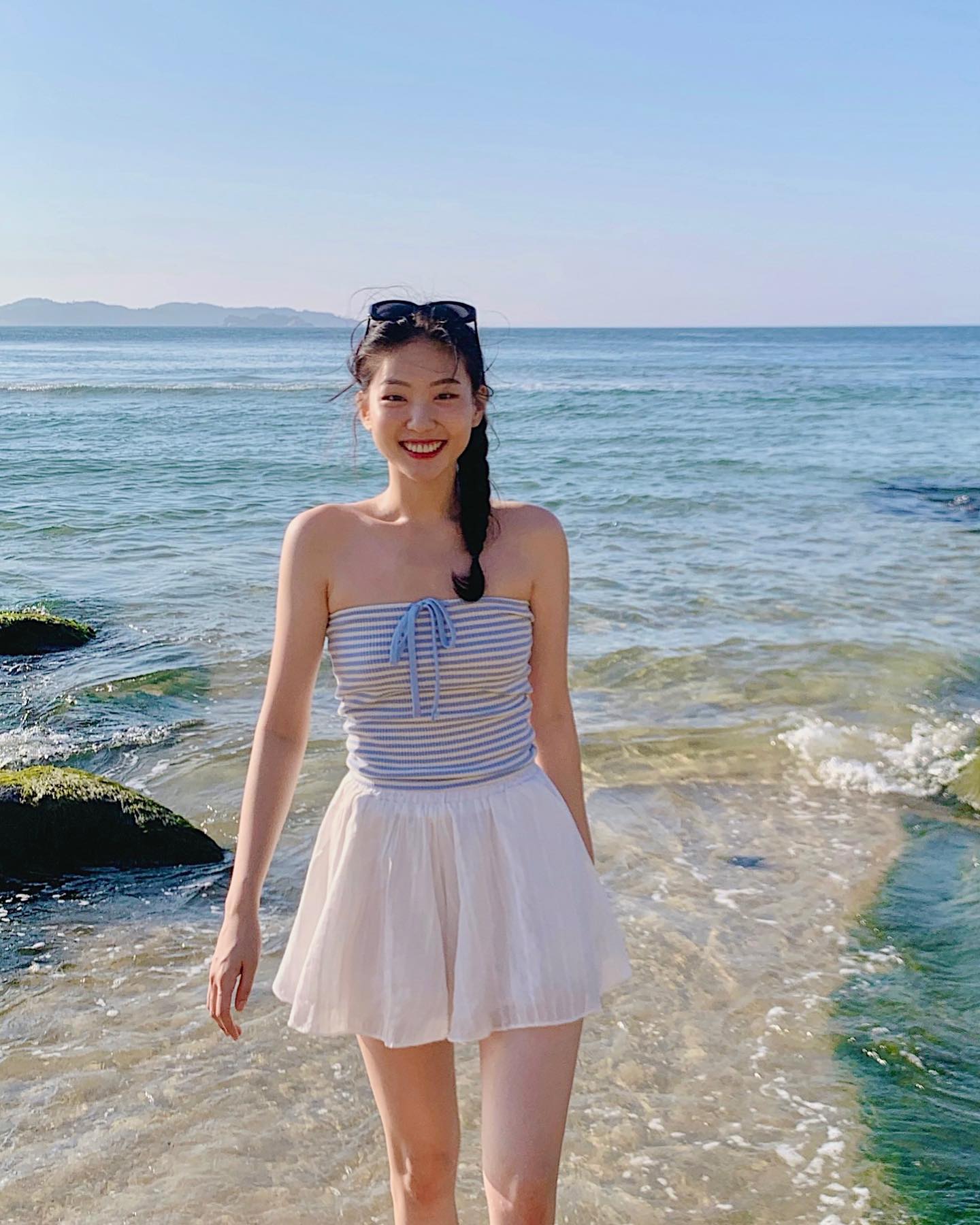 5 cách buộc tóc gọn mát và ăn ảnh cho những chuyến du lịch mùa hè-8