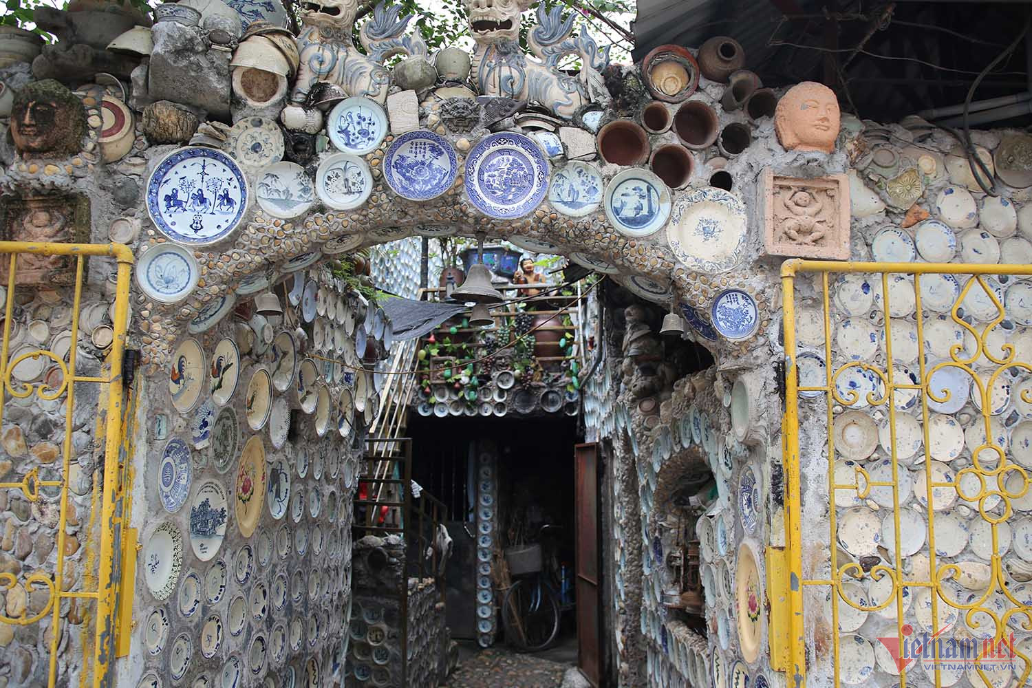 Ngôi nhà độc lạ xây hơn 20 năm mới xong, khách trả 20 tỷ đồng chủ không bán-2