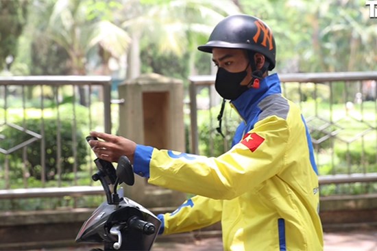 Đời thường của thanh niên đập tường cứu người trong vụ cháy ở phố Trung Kính