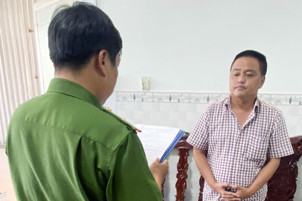 Thủ đoạn nhận hối lộ của giám đốc 3 trung tâm đăng kiểm ở Cần Thơ-2