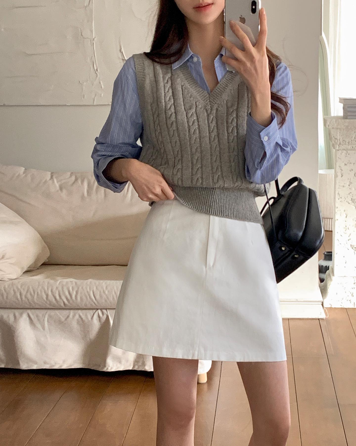 5 cách mặc trang phục màu xanh - xu hướng đang làm mưa làm gió-10