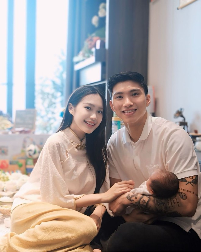 Đoàn Văn Hậu và Doãn Hải My bất ngờ khoe đầy tháng con đầu lòng, nickname của em bé cực ý nghĩa-1