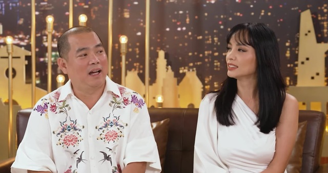 Siêu mẫu Việt 46 tuổi: Tôi đang đi với chồng ở Hồ Gươm bị cả Hà Nội đồn quen ông Đài Loan-1