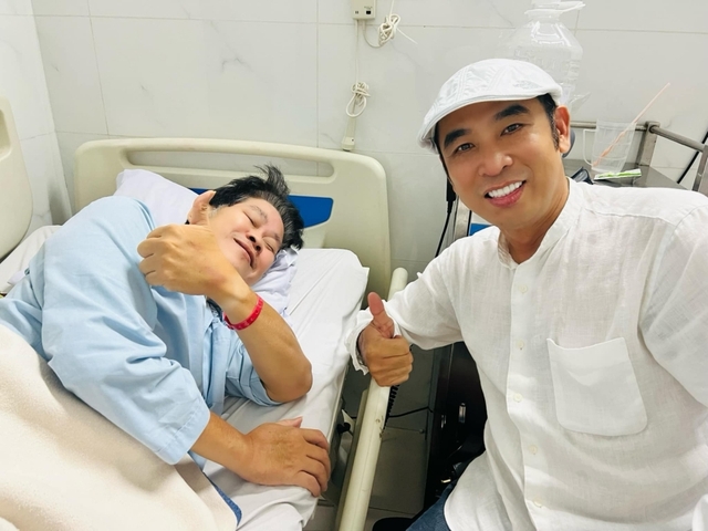 Vua hài Tết Phước Sang sau đột quỵ lần 3: Gầy gò, sức khỏe yếu nhưng lạc quan, nỗ lực trả nợ 1000 tỷ-3