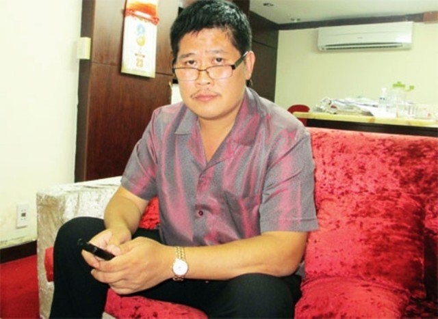 Vua hài Tết Phước Sang sau đột quỵ lần 3: Gầy gò, sức khỏe yếu nhưng lạc quan, nỗ lực trả nợ 1000 tỷ-2