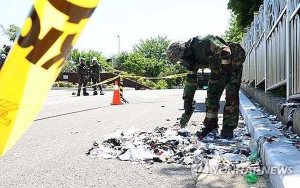 Triều Tiên nói ngừng thả bóng bay mang rác, Hàn Quốc không bỏ qua-2