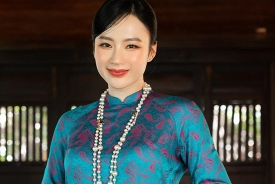 Mẹ của Angela Phương Trinh: 'Tôi thật lòng xin lỗi'