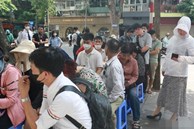Hà Nội: Người dân đổ xô đi mua “vàng bình ổn giá” trong ngày đầu tiên