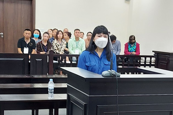 Xôn xao hình ảnh đoàn người theo ông Thích Minh Tuệ vào ăn phở bò: Chủ quán phân trần-2