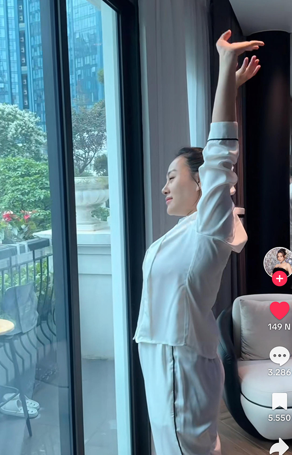 Cuộc sống viên mãn của bà mẹ bỉm sữa Phương Oanh-2