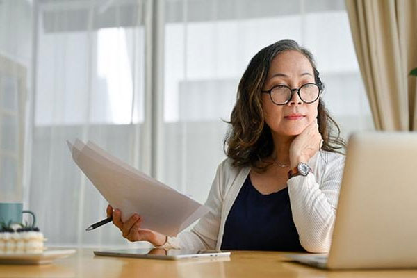 Vợ đã quá chán chồng, nên ly hôn hay cố tiếp tục sống chung-2