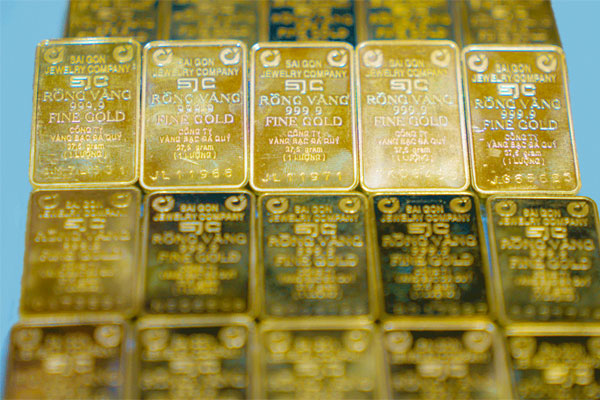 Giá vàng dự báo còn giảm nữa, có nên bán cắt lỗ?-2