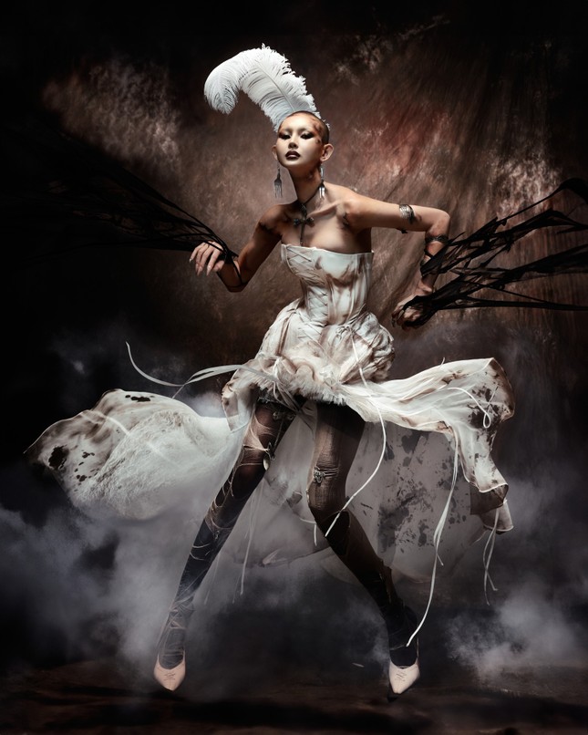 10 ngày sau ồn ào, Lâm Minh tái sinh ngoạn mục, Decao vẫn giữ một thái độ-5