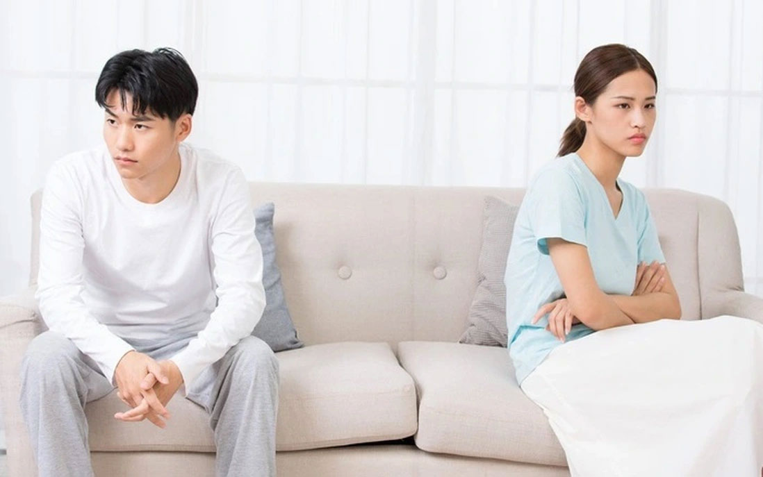 Vợ đã quá chán chồng, nên ly hôn hay cố tiếp tục sống chung-1