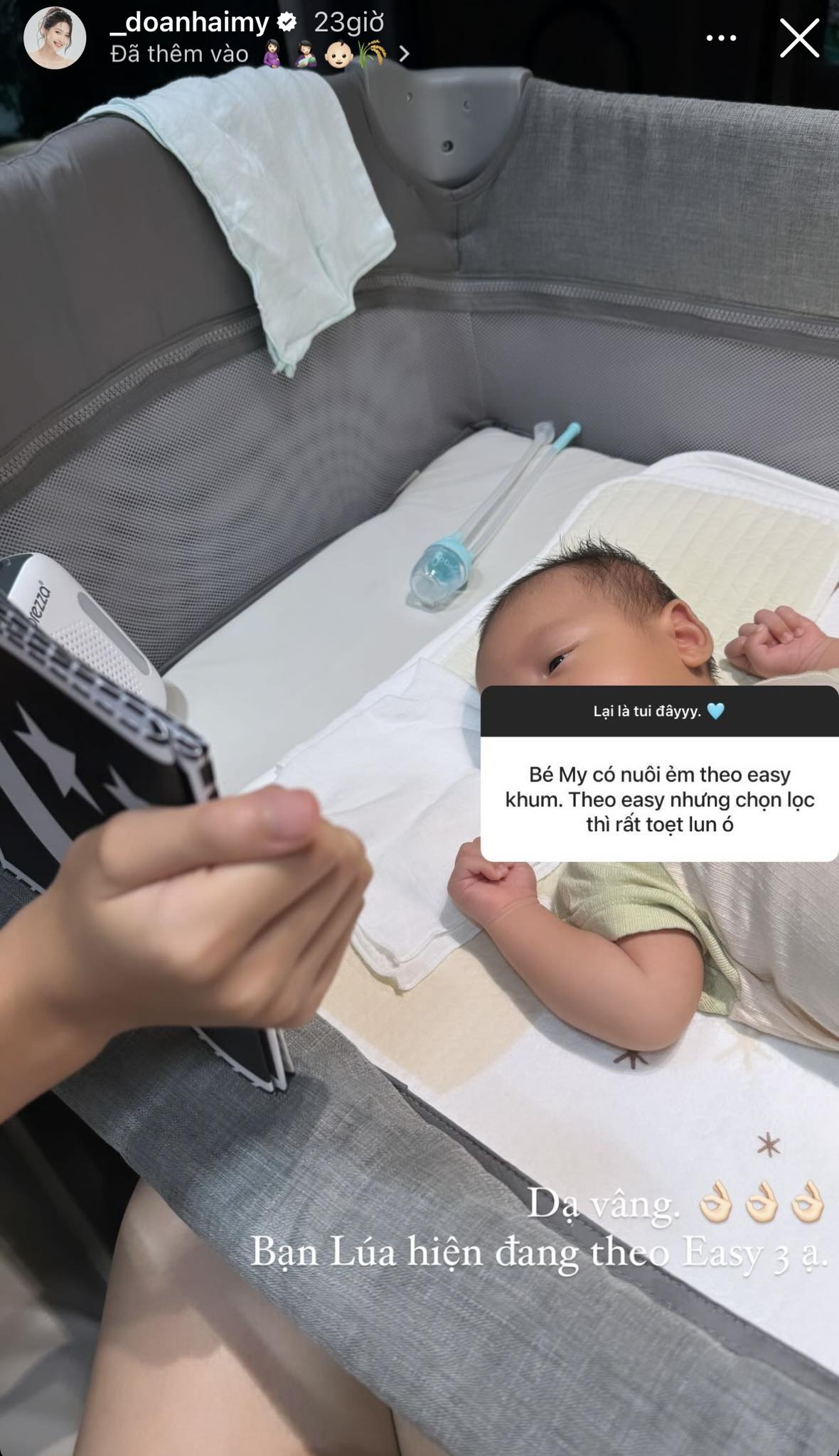 Mẹ vợ Đoàn Văn Hậu gây chú ý khi chăm cháu ngoại-3