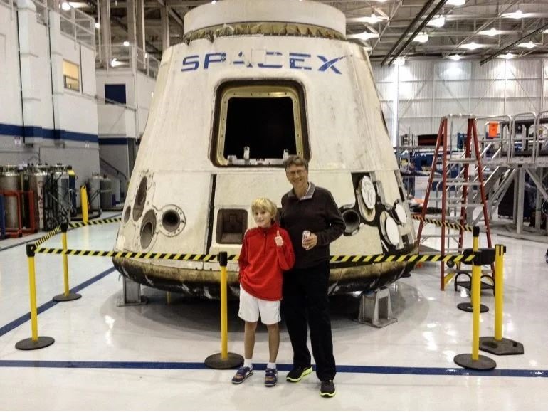 Con trai duy nhất của Bill Gates ở tuổi 25: Đẹp trai, tài giỏi, độc thân và cuộc sống kín tiếng trong căn biệt thự 150 triệu USD-5