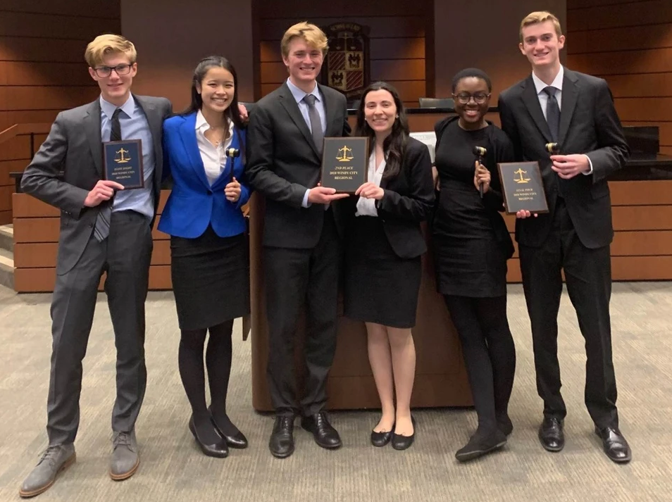 Con trai duy nhất của Bill Gates ở tuổi 25: Đẹp trai, tài giỏi, độc thân và cuộc sống kín tiếng trong căn biệt thự 150 triệu USD-7