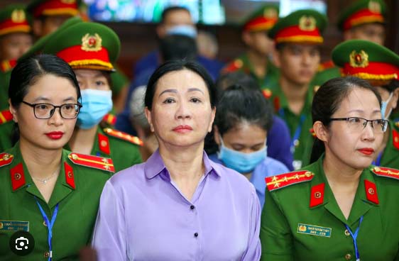 Cách Trương Mỹ Lan rửa tiền hàng tỉ USD-1