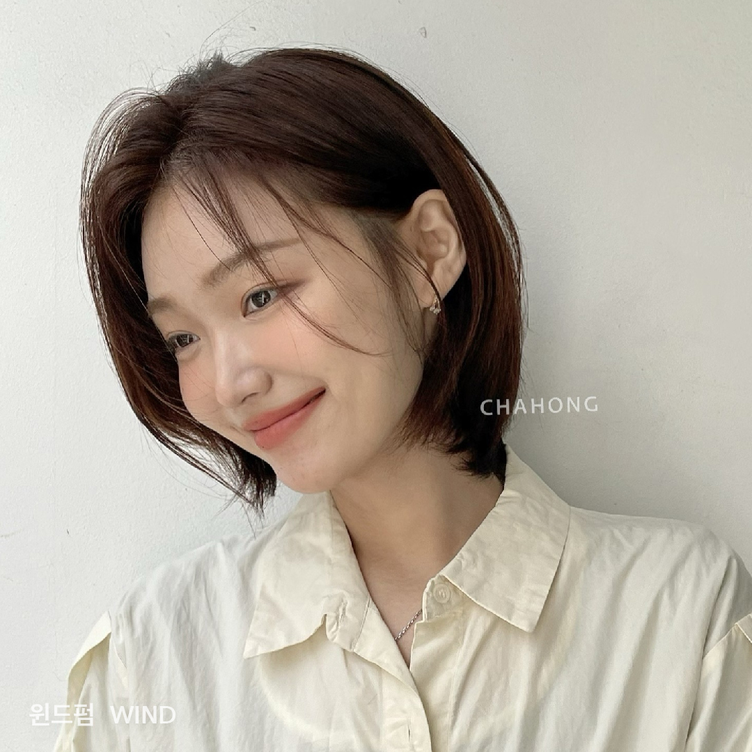 4 kiểu tóc ngắn không cần cắt mái vẫn làm gọn gương mặt-2