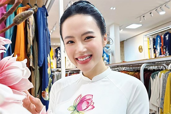 Angela Phương Trinh xin lỗi, xóa các phát ngôn nhắm vào ông Thích Minh Tuệ