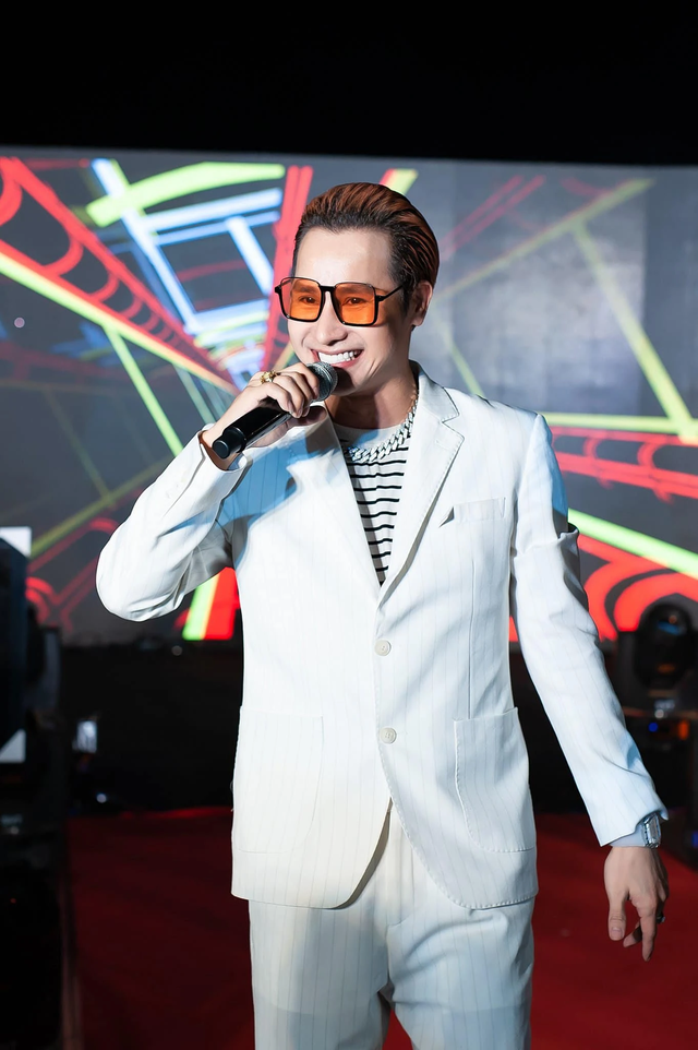 Ca sĩ Chu Bin vừa bị bắt là ai?-1