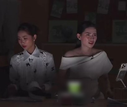 Võ Hà Linh gặp sự cố khi livestream, hút 300 nghìn người xem cùng lúc-2