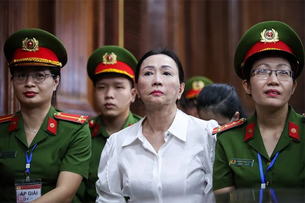 Cách bà Trương Mỹ Lan và đồng phạm chuyển trái phép 4,5 tỷ USD qua biên giới-5