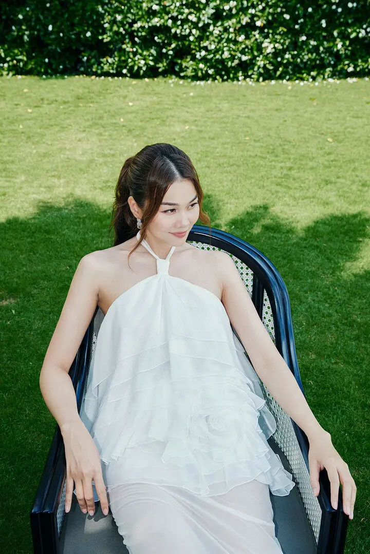 Mặc váy giấu bụng, Thanh Hằng nói gì khi bị hỏi chuyện bầu bí?-2