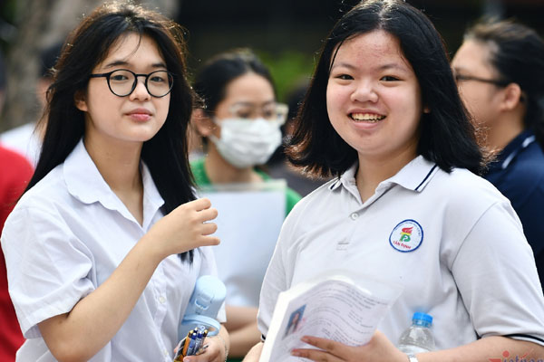 Đáp án gợi ý môn tiếng Anh thi lớp 10 Hà Nội năm 2024-26