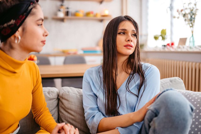 Đến nhà bạn trai lần đầu tiên, cô gái 23 tuổi sốc toàn tập khi khắp nơi đều có 1 thứ-1