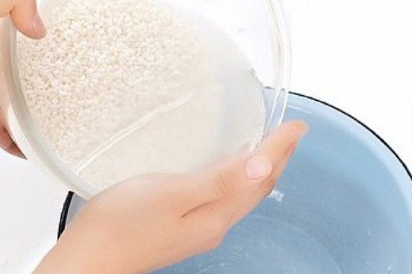 Đặt chậu nước đá trước quạt để làm mát nhằm tiết kiệm điện: Chuyên gia chỉ ra hiểm họa rình rập khiến nhiều người bất ngờ-4