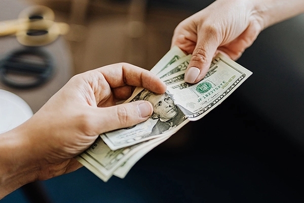 Con làm bài không tốt, cha mẹ cần an ủi, nhưng nói 1 câu này dễ gây tác dụng ngược!-3