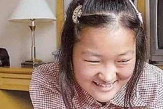 Nữ sinh thi đại học nộp giấy trắng, viết tâm thư 